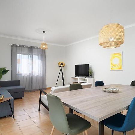 Tranquil View Apartment By Lovelystay Куартейра Екстериор снимка