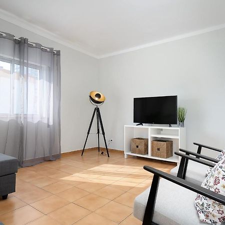 Tranquil View Apartment By Lovelystay Куартейра Екстериор снимка
