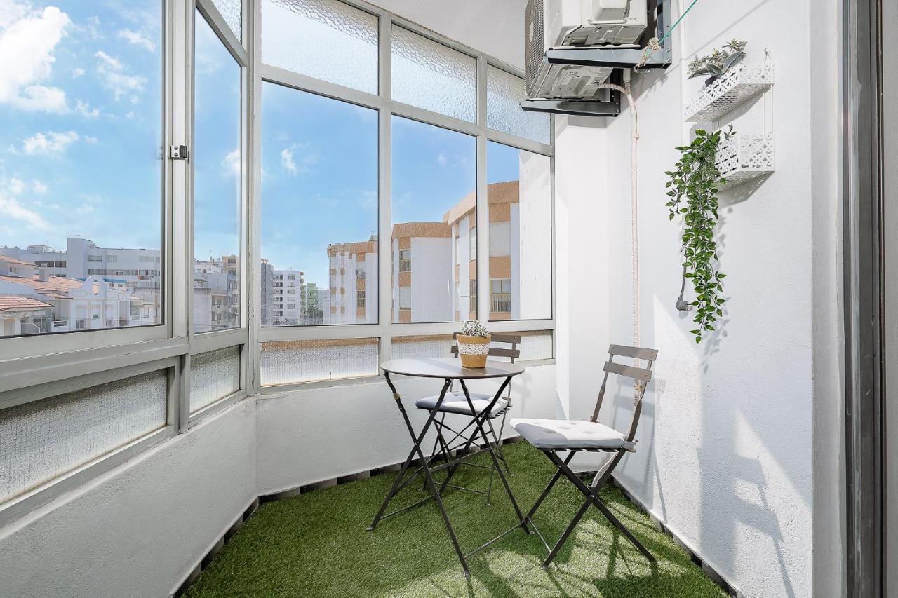 Tranquil View Apartment By Lovelystay Куартейра Екстериор снимка
