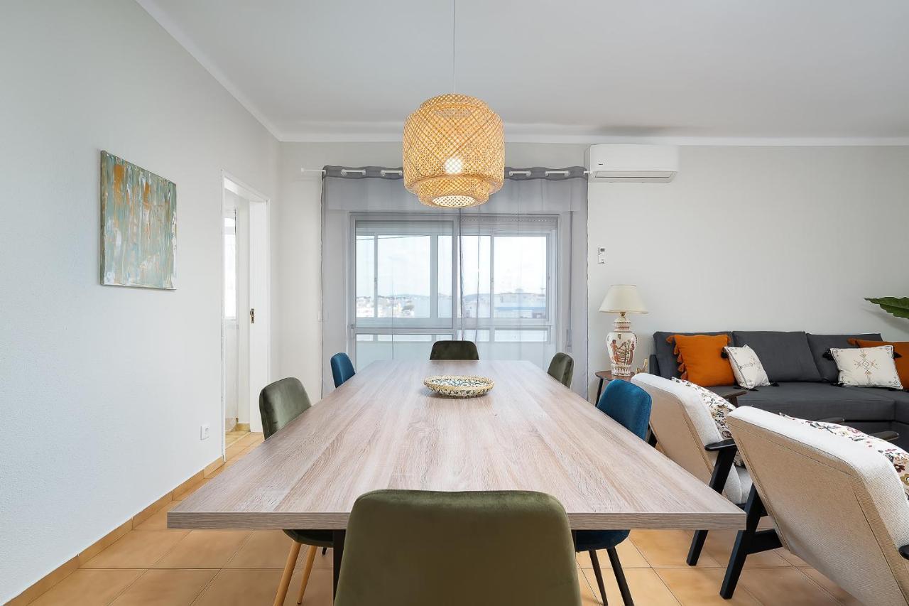 Tranquil View Apartment By Lovelystay Куартейра Екстериор снимка